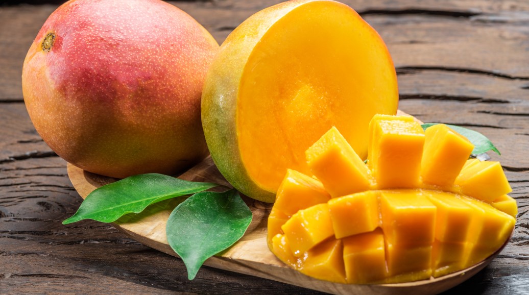How to Cut a Mango?