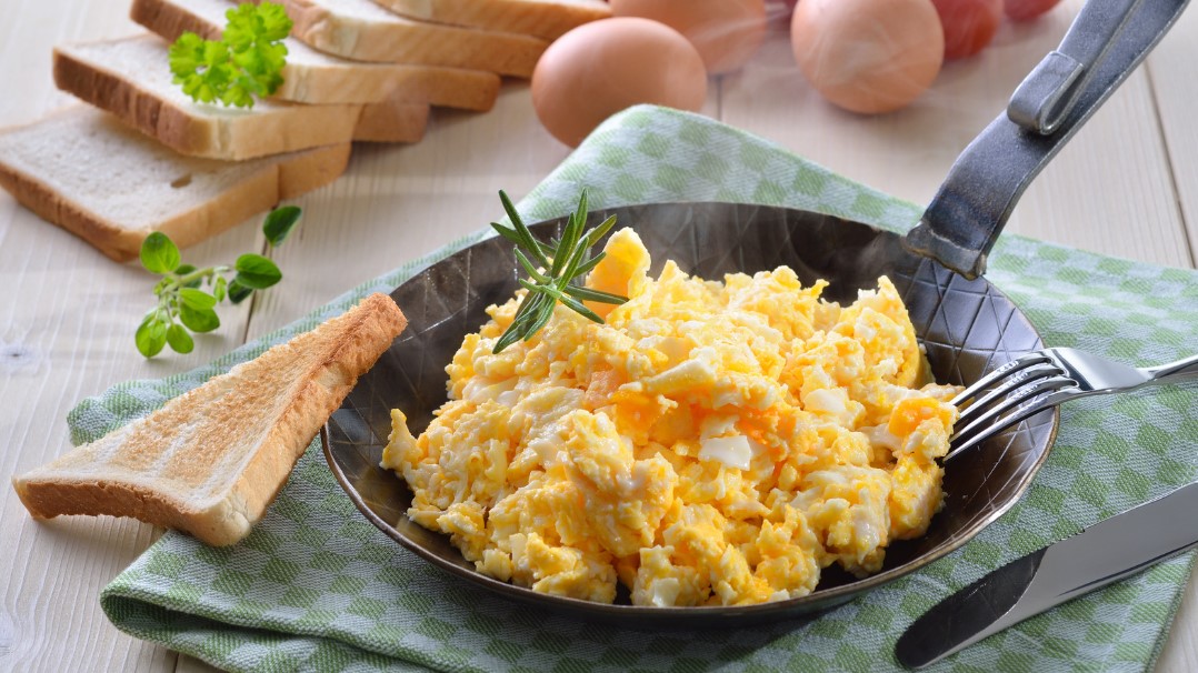 How to Make Scrambled Eggs?