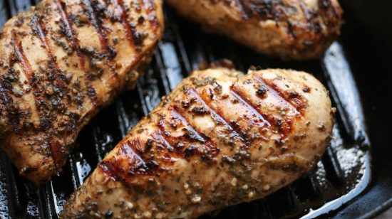how long to cook chicken breast in oven